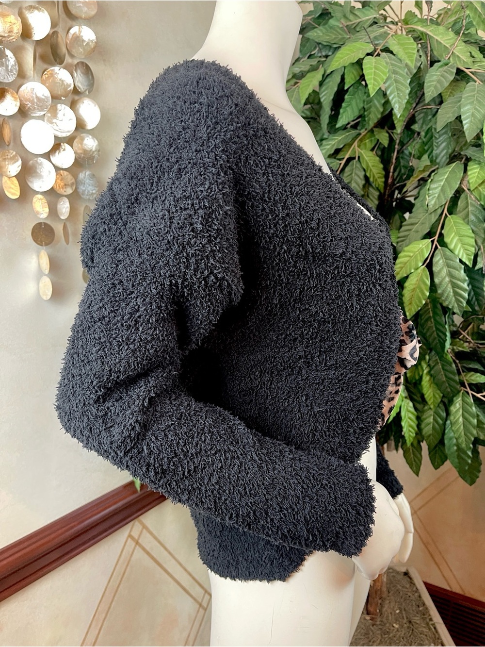 COZY KNIT CARDIGAN WITH ANIMAL PRINT TIE - Picture 4 of 9